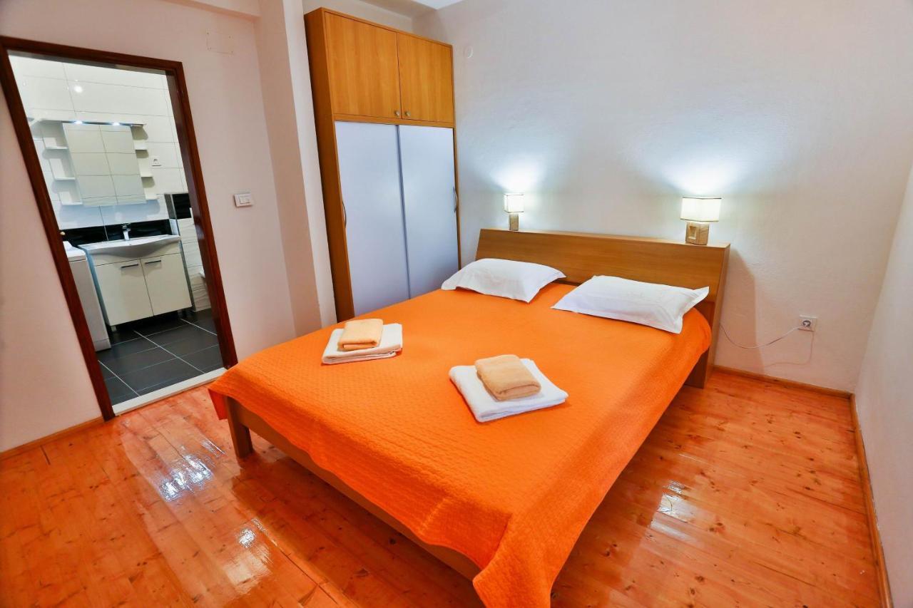 Apartments Lenka Sutivan Luaran gambar
