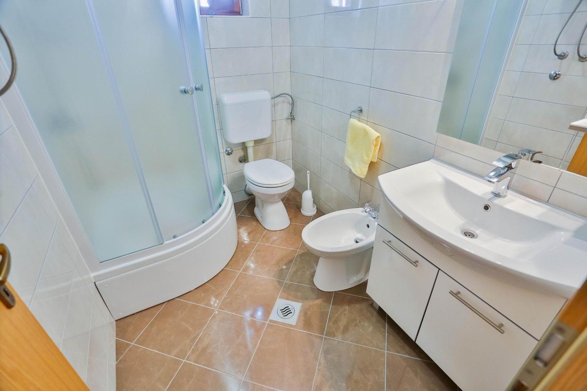 Apartments Lenka Sutivan Bilik gambar